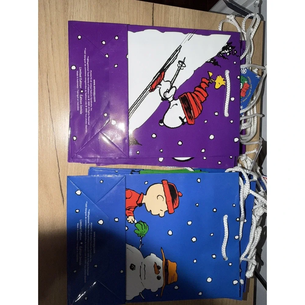 13 Peanuts Snoopy Christmas Paper Gift Bags (Medium) New VINTAGE 1998 C